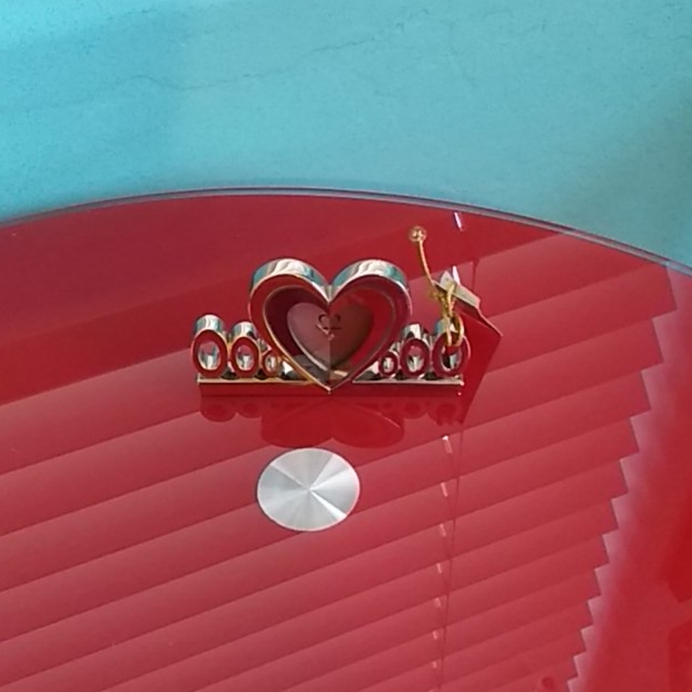 Collectible Mini-Clock 🕰️💖 - Picture 2 of 7